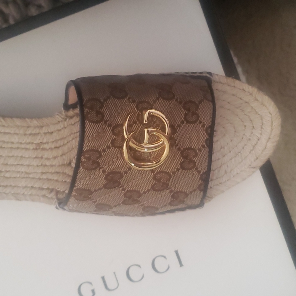 Gucci Beige/Ebony Marmount GG Espadrille Wedge Sandals - Picture 2 of 9